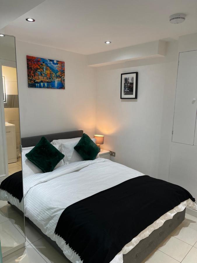 Modern 1 Bedroom In * Southminster